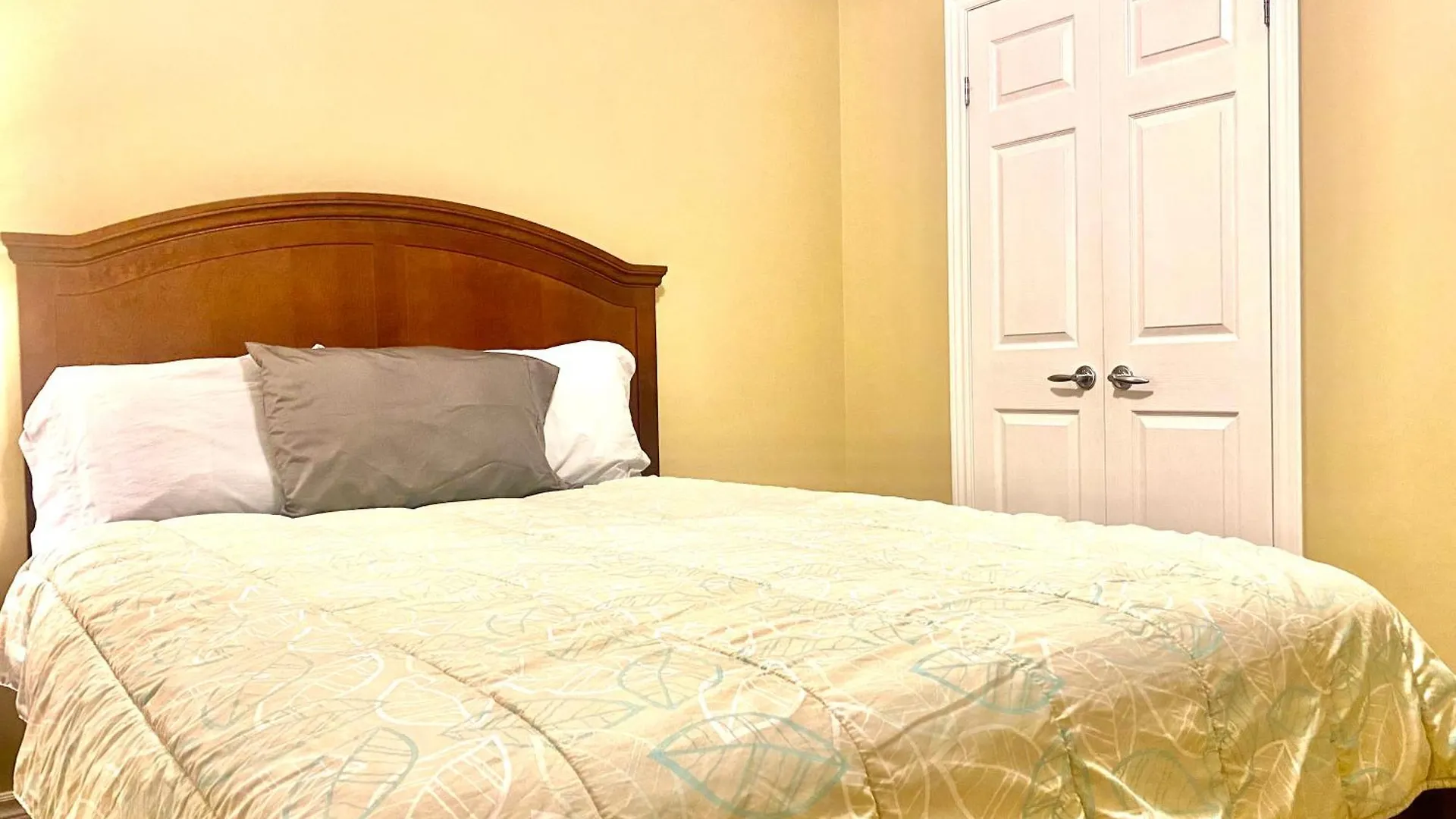 Nice Bedrooms In North York, Ontario Toronto Homestay