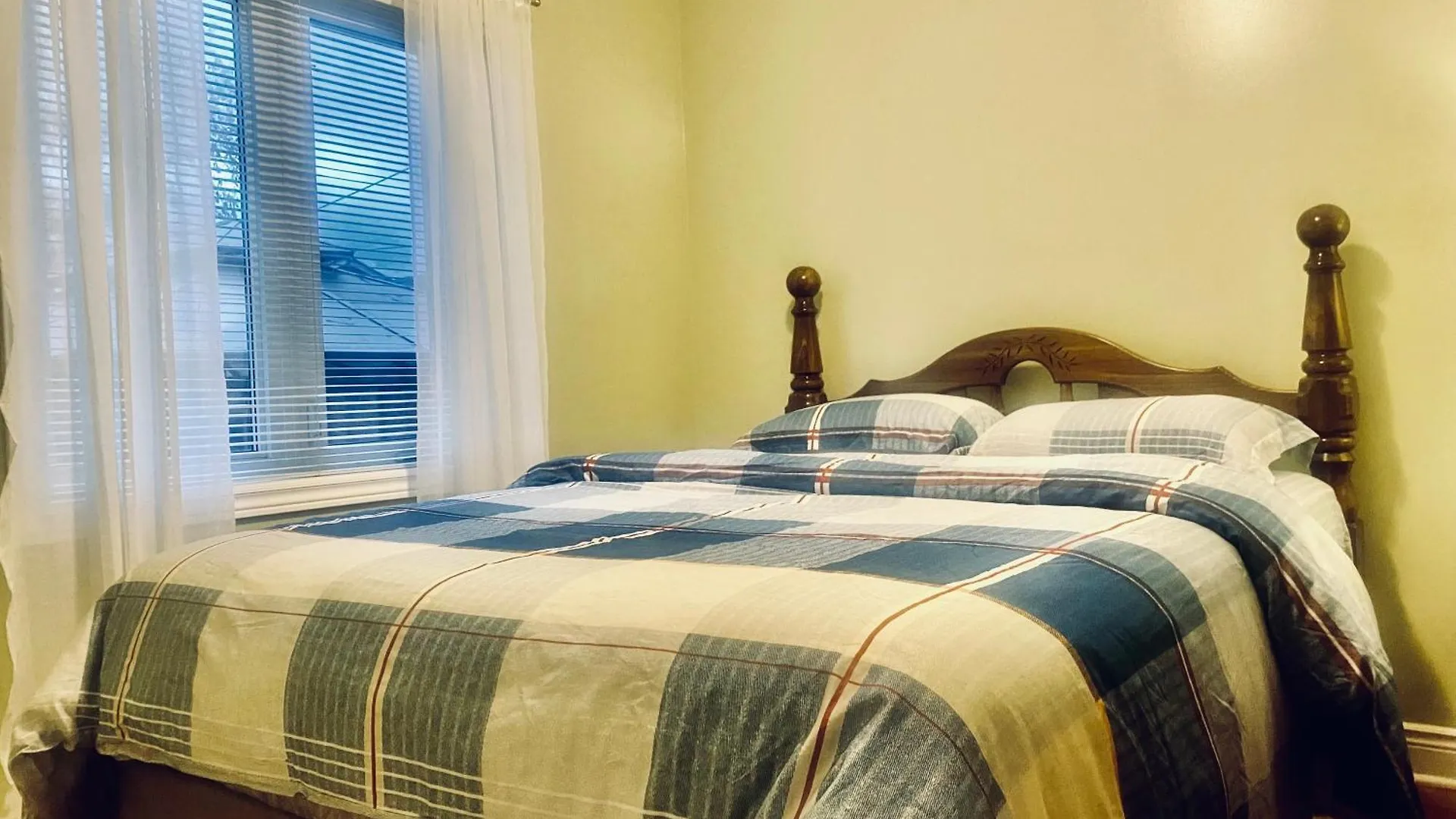 Homestay Nice Bedrooms In North York, Ontario Toronto Canada