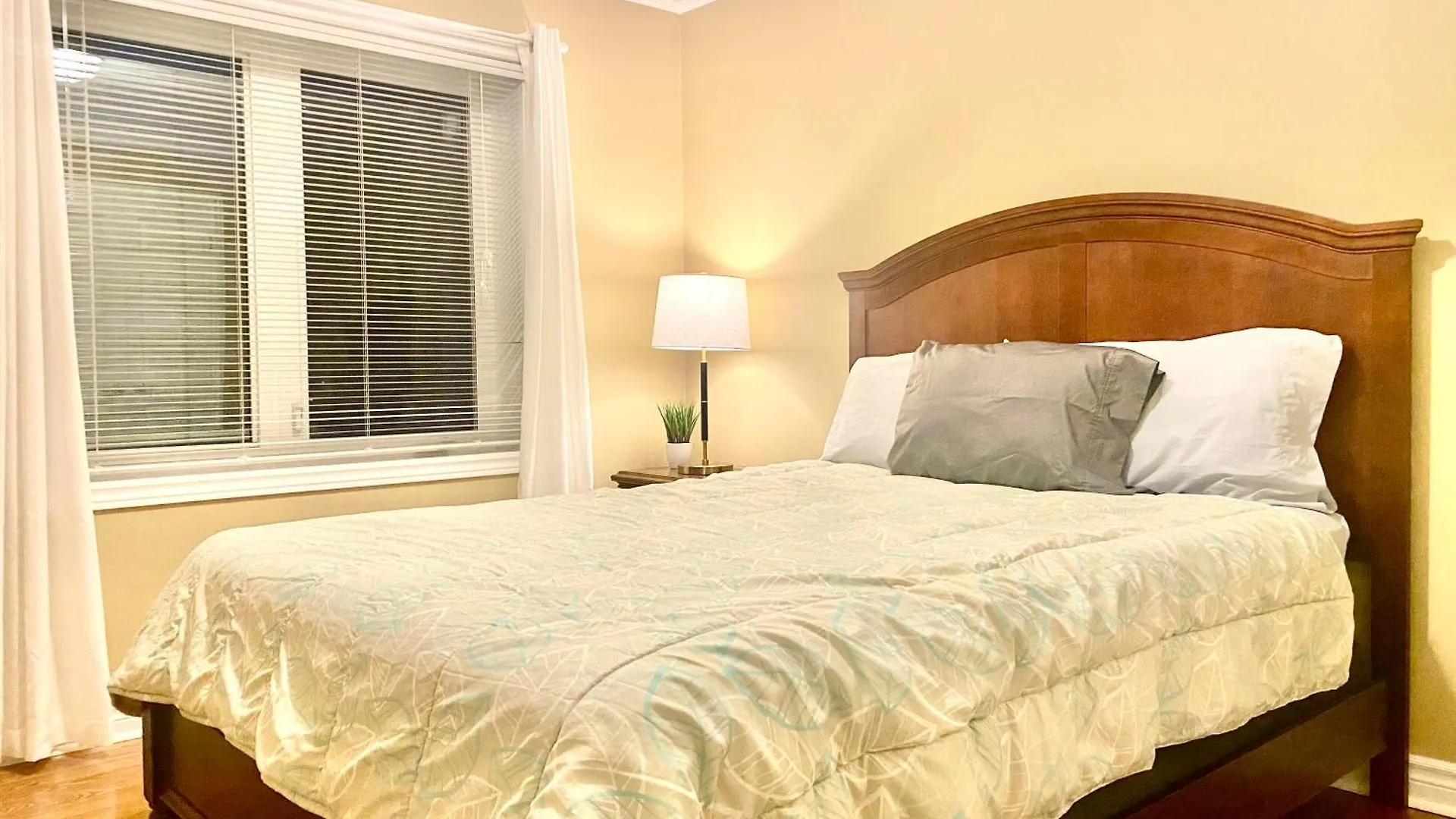 Nice Bedrooms In North York, Ontario Toronto 0*,  Canada