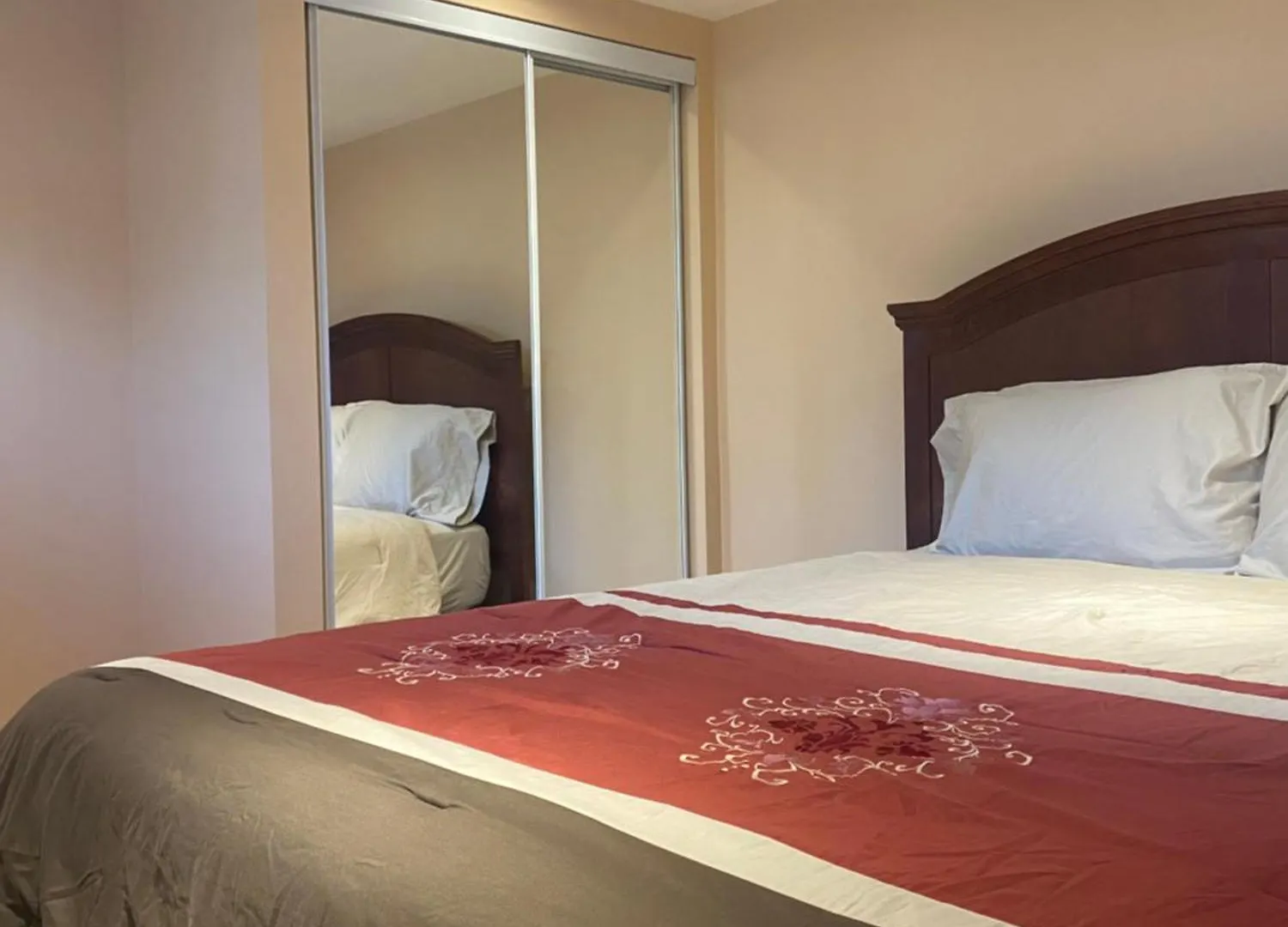 Nice Bedrooms In North York, Ontario Toronto Canada